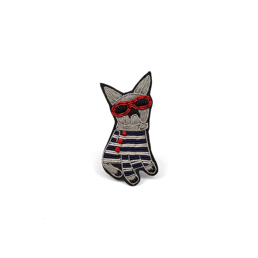 Bulldog broş - Maze Collection